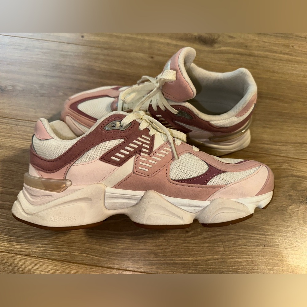 Stylish Pink and White Women's Sneakers